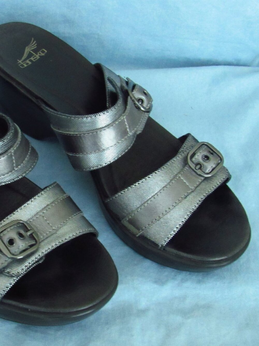 Dansko “Jessie” Metallic Pewter Women’s Leather Wedge Sandals (EU 40; See Notes)